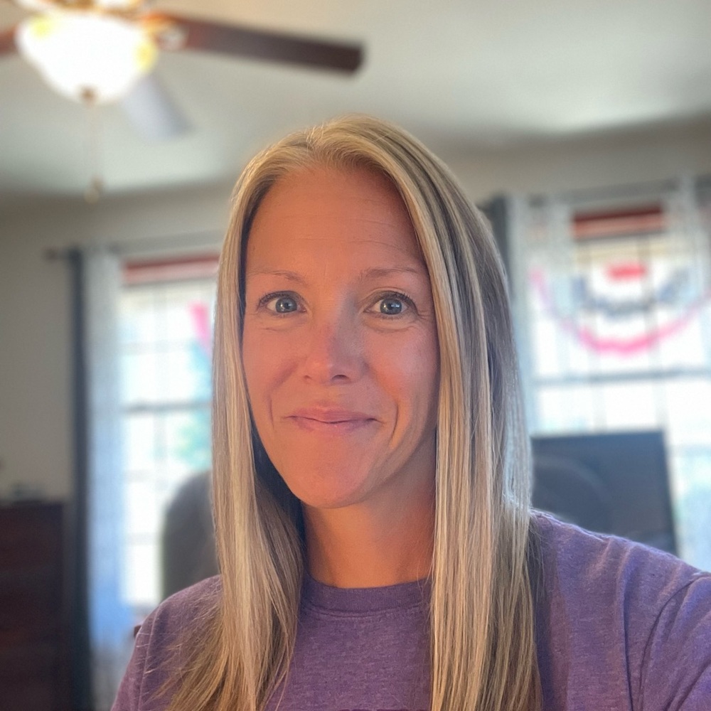 Meet your Posher, Stephanje